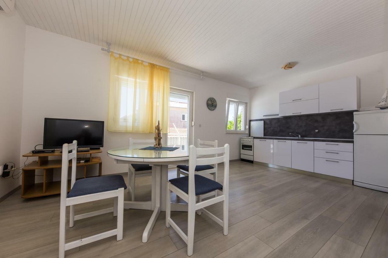 Apartments Sunset Dolac Primosten Exterior photo